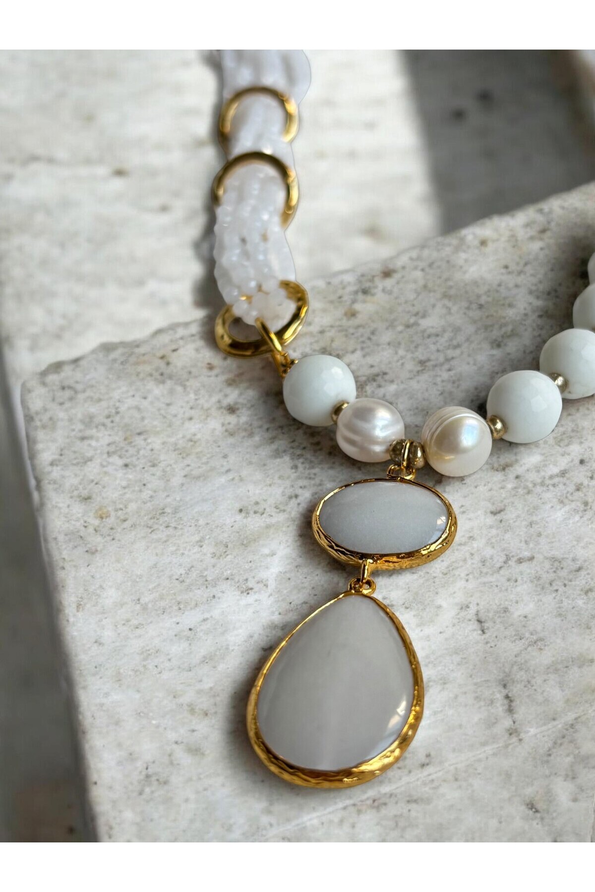 Salle VIP Doğal Taş Kolye