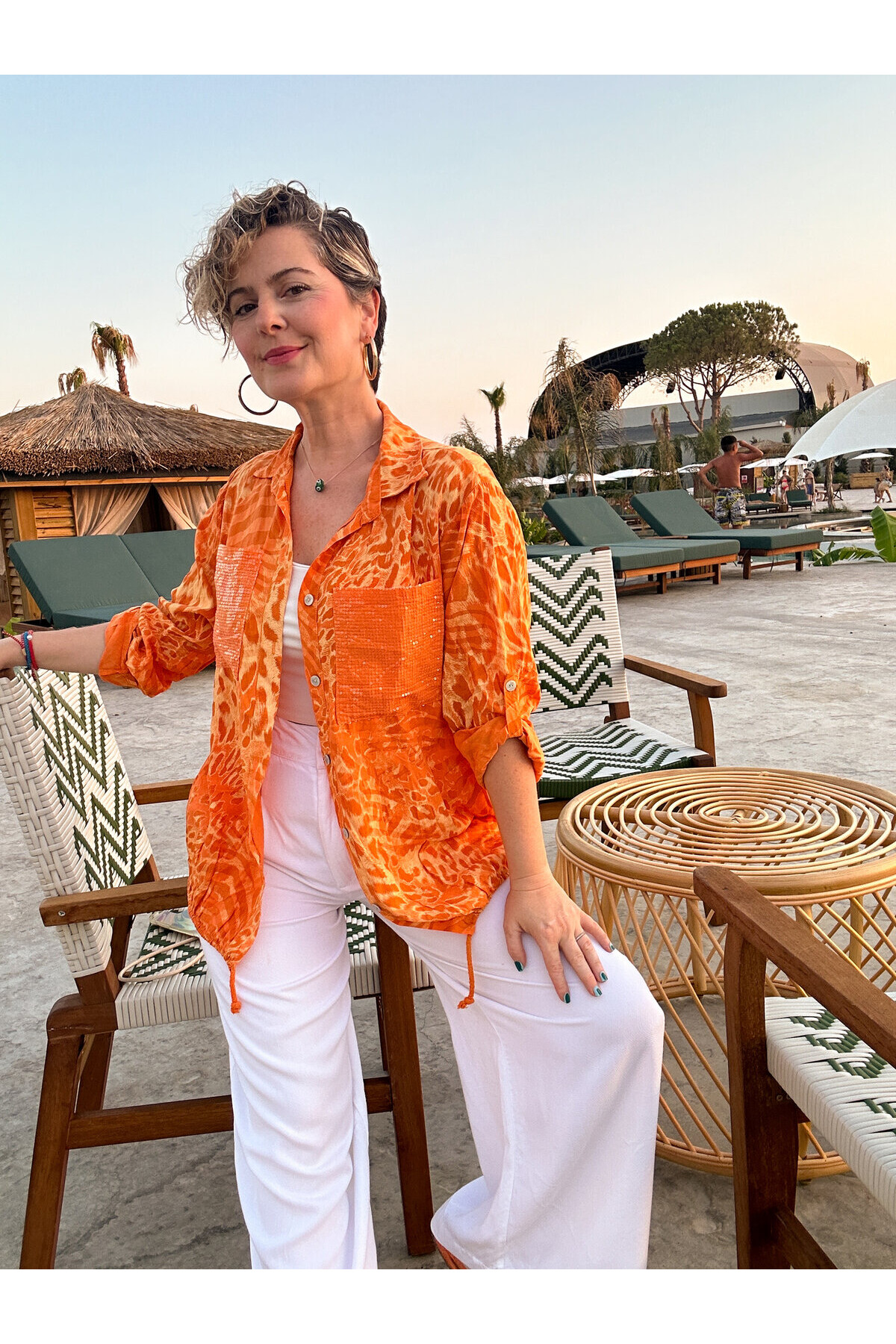 Vespa Cep Pul Detaylı Desenli Tasarım Gömlek Arancio