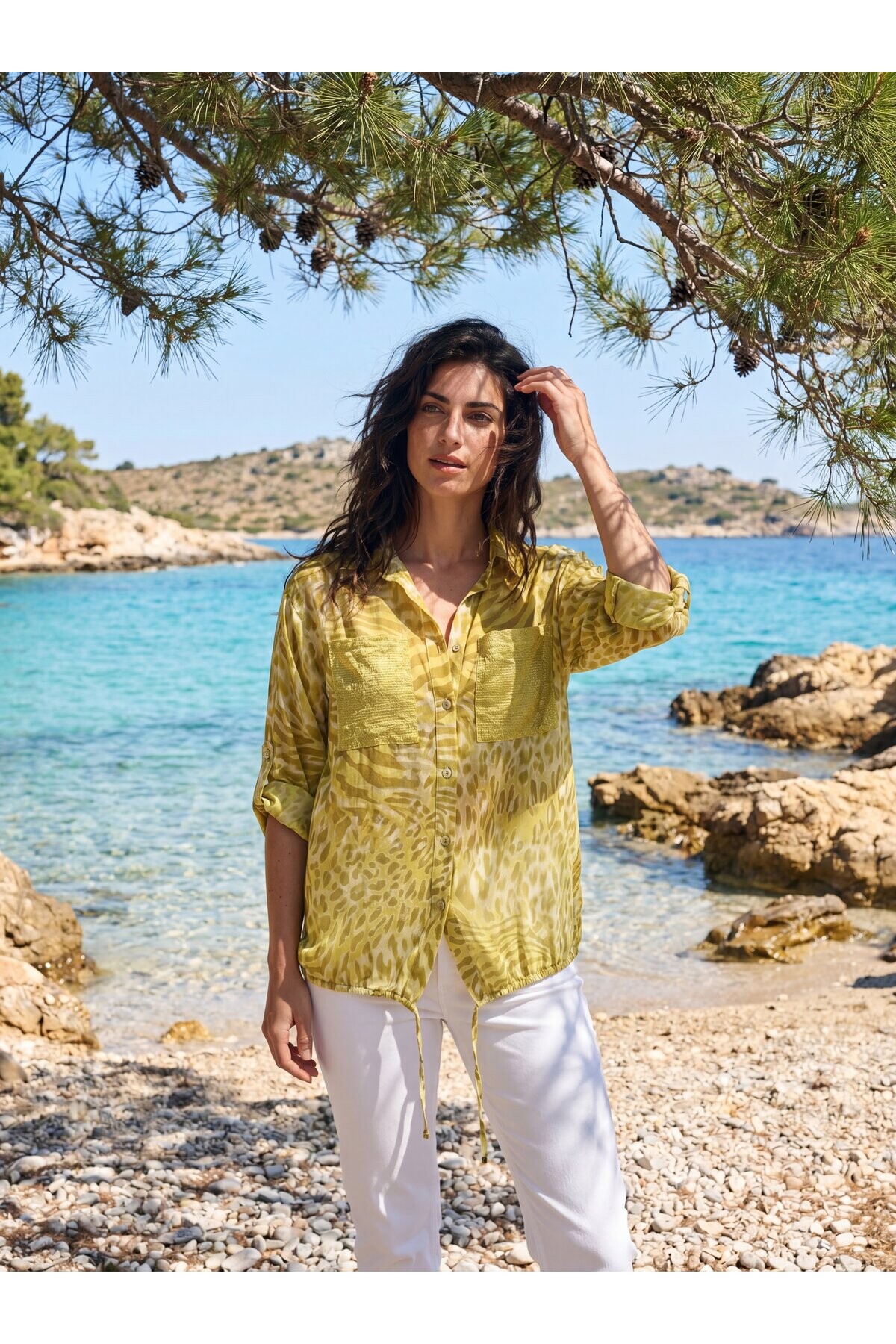 Vespa Cep Pul Detaylı Desenli Tasarım Gömlek Giallo