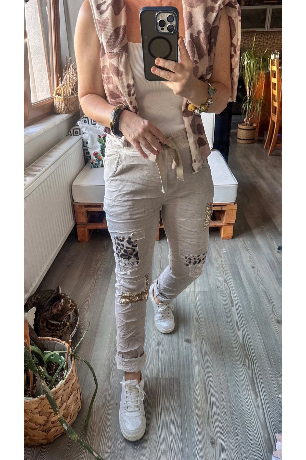 İtaliana Leopar Desen Pul Detaylı Sihirli Pantolon Beige