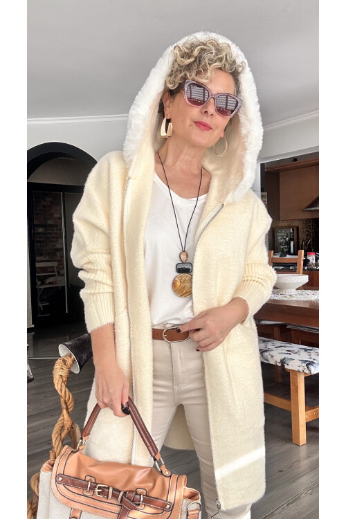 Flori İthal Angore Kürk Kapşon Kol Şerit Detay Ceket Ekru