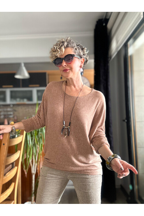 Mezzo İtalyan Kolyeli Tasarım Triko Bluz Camel