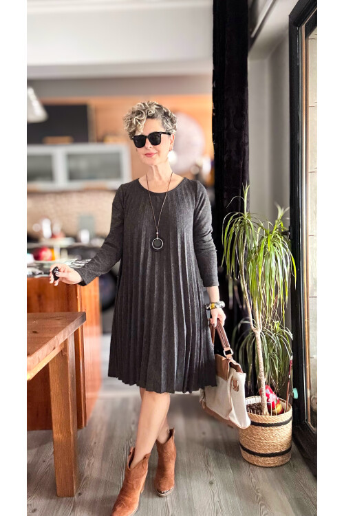 Fabro İtalyan Kolyeli Pilise Detay Elbise Antrasit