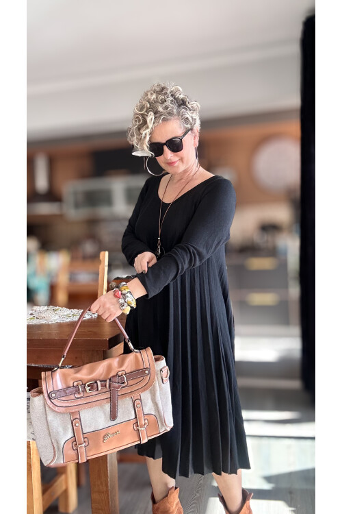 Fabro İtalyan Kolyeli Pilise Detay Elbise Siyah