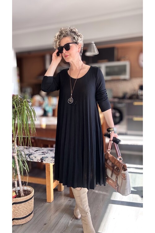 Fabro İtalyan Kolyeli Pilise Detay Elbise Siyah