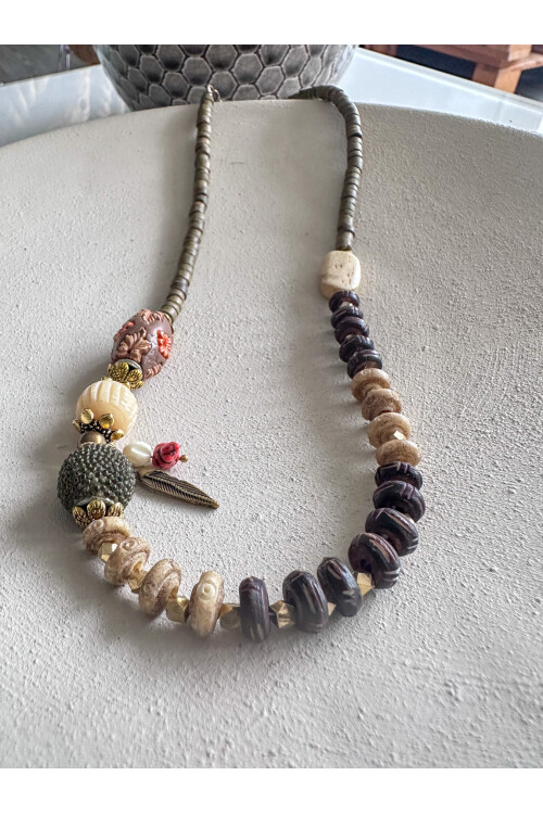 Feny Doğal Etnik Taş Kolye