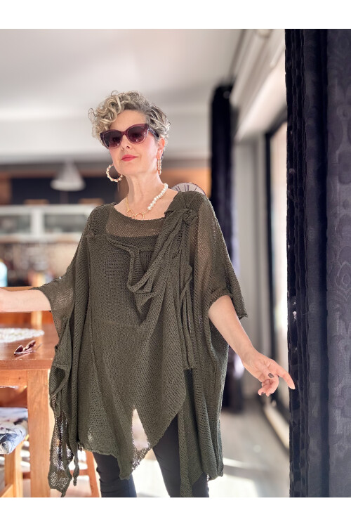 Fergi Bohem Asimetrik Merserize File Bluz Haki