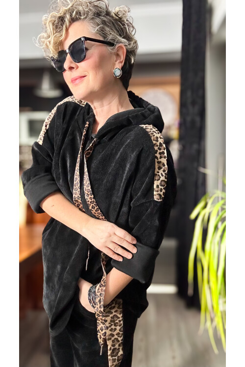 Muffin İtalyan Şönil Leopar Detay Takım Siyah