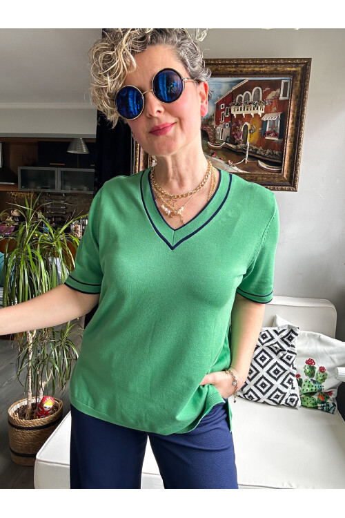 Orfe V Yaka Ve Kol Çizgili Triko Bluz Yeşil