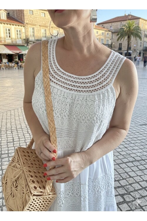 Azur İtalyan Dantel Detay Elbise Beyaz