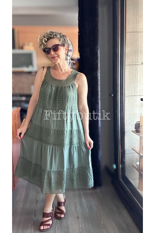 Azur İtalyan Dantel Detay Elbise Haki Yeşil
