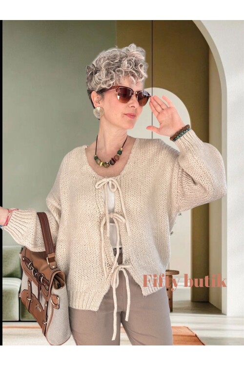 Blum Tasarım Bağcıklı Yün Hırka Ekru