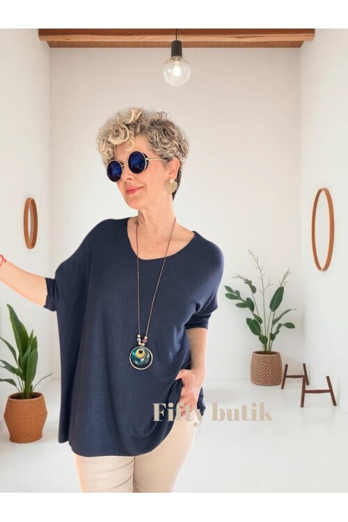 Botte İthal Kolyeli Salaş Triko Bluz Lacivert