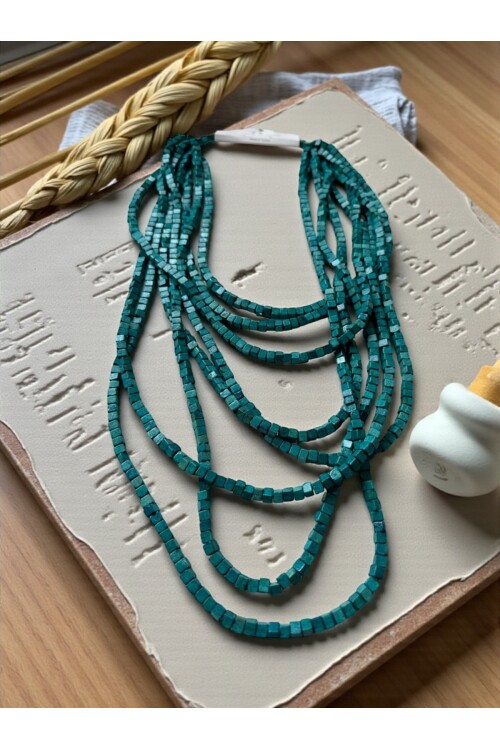 Gök Mavi Tahta Otantik Sekiz Sıra Kolye