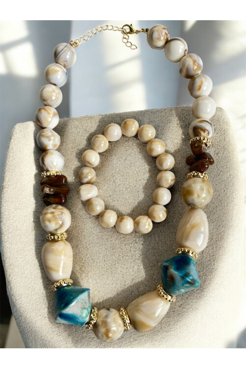 Hesqu Bileklikli  Kolye