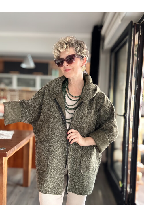 Lilly İtalyan Booklet Kapşonlu Fermuarlı Mont Haki Yeşil