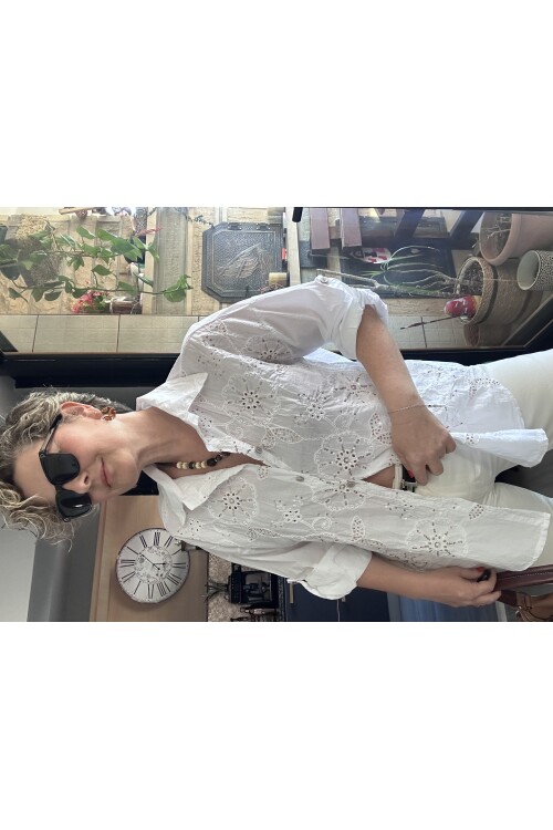 Melly İtalyan Fisto Pul Detay Gömlek Beyaz