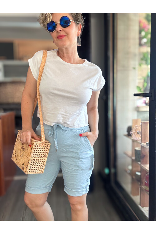 Menton  İtalyan Stil Likralı Şort Açık Mavi