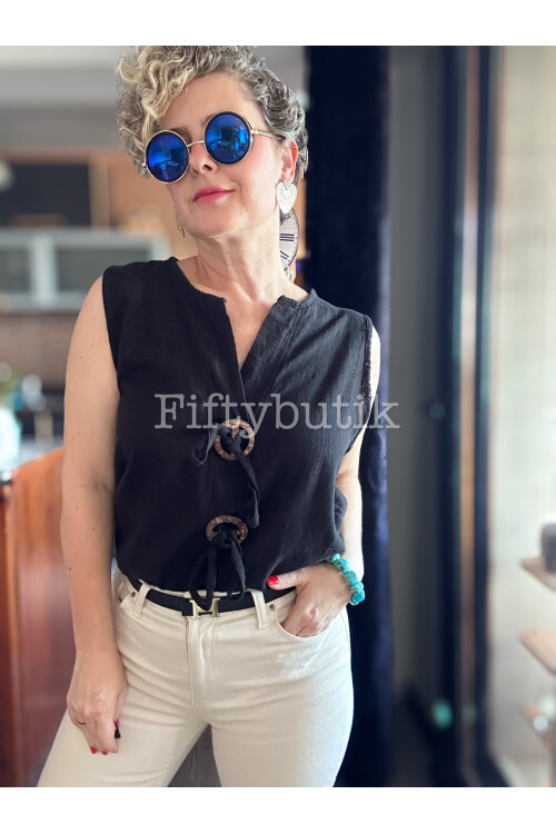 Neggi Tasarım Tokalı Bluz Siyah