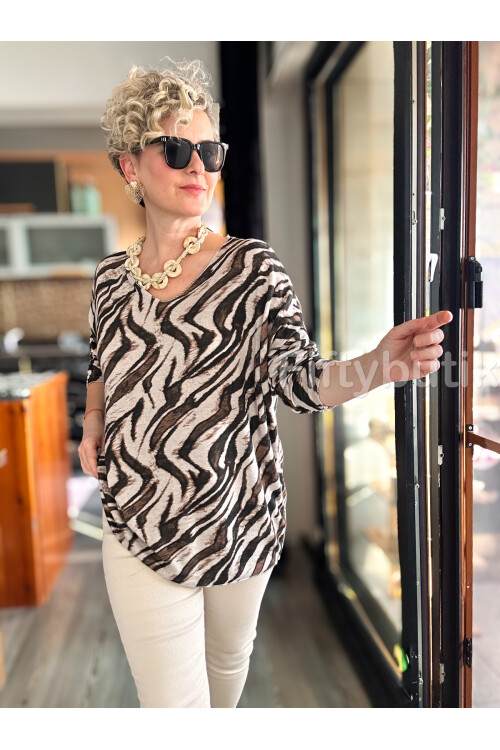 Yassa İtalyan V Yaka Zebra Desenli Triko Bej