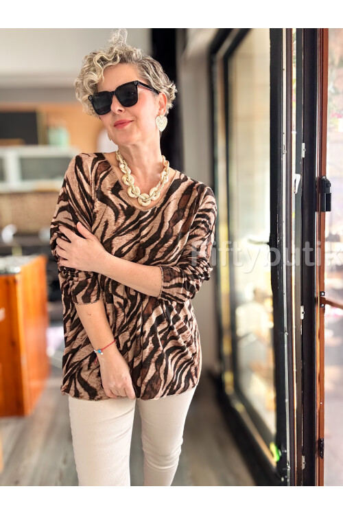 Yassa İtalyan V Yaka Zebra Desenli Triko Cappuccino