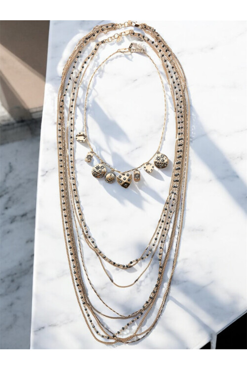 ZRA Modell Çokluu Kolye