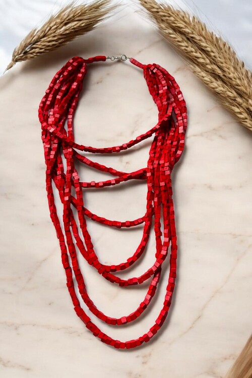 Kırmızı Tahta Otantik Sekiz Sıra Kolye