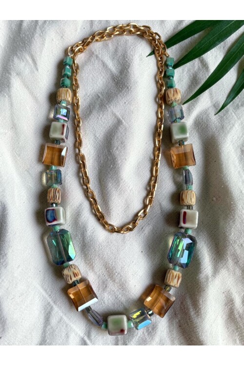 Prague VIP Cam Taş Kolye