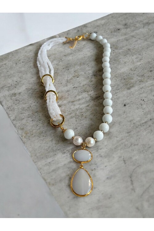 Salle VIP Doğal Taş Kolye