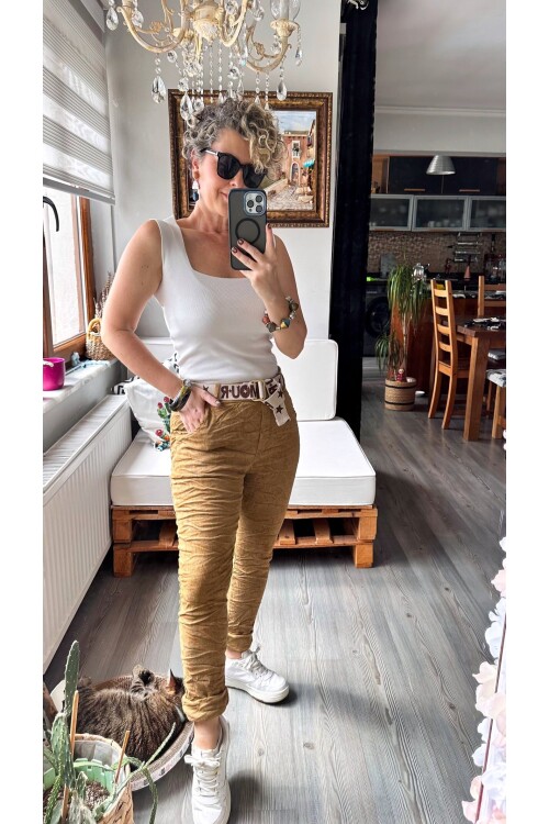 Amour İtalyan Sihirli Kemer Detaylı Pantolon Camel