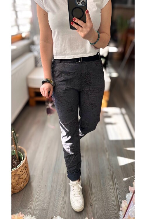 Gianni İtalyan Desen Detay Kemerli Sihirli Pantolon Dark Grey